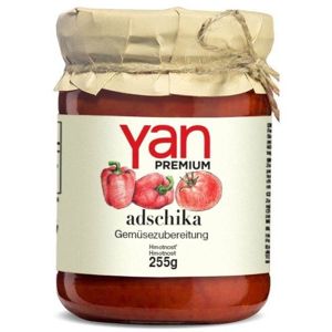 YAN Premium Adžika nátierka z červených paprík 255 g